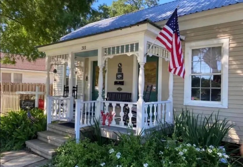 The Cottage Downtown - Breaux Bridge, Louisiana - Image 1