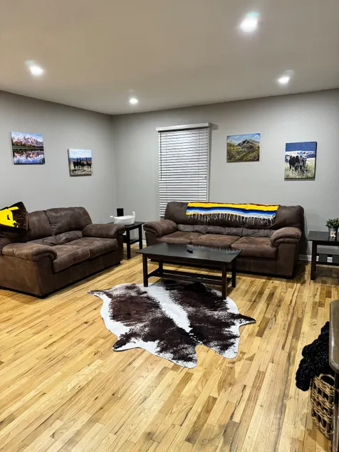 Cozy Homestead - Image 1