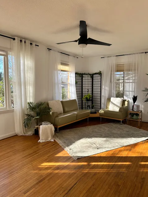 Experience Central Serenity- Private Zen Retreat - Image 1