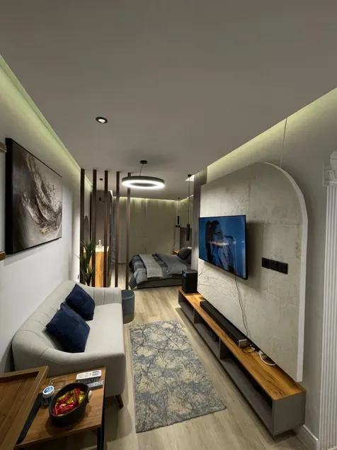 Upscale suite with private parking in the city center TAJ flat 16 - Image 1
