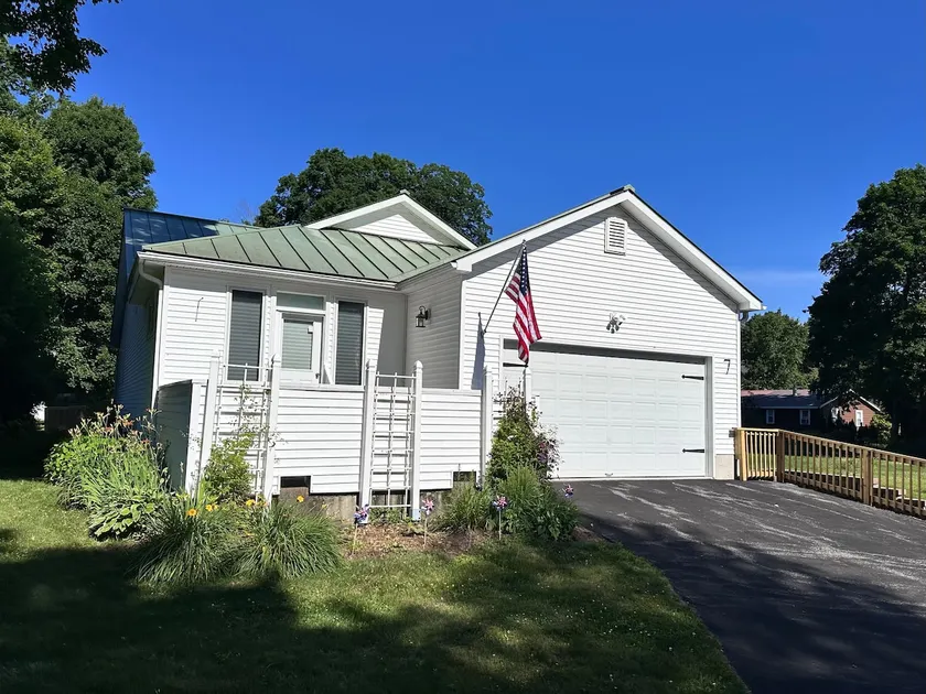 Walk to Everything! - Spacious 4 Bedroom Home - Image 1