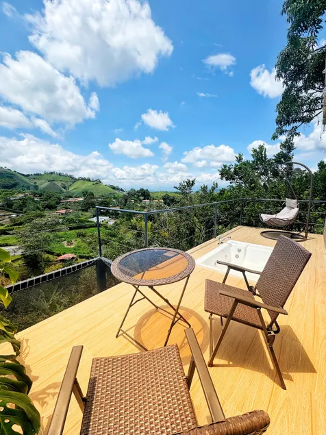 Nature Lodge - Image 1