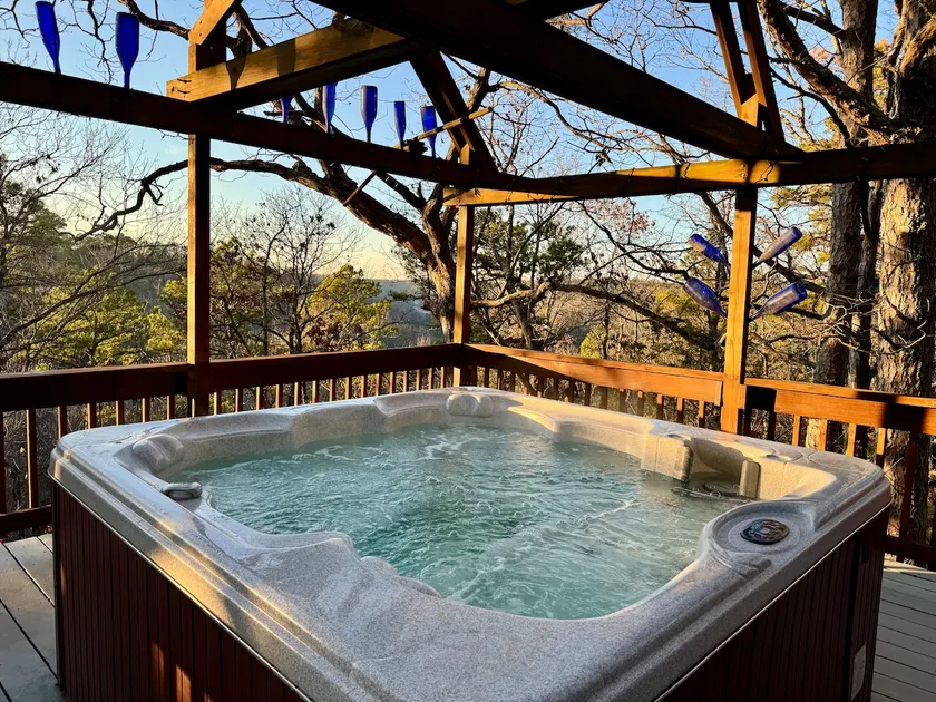 True Cabin Experience with King Beds & Hot Tub - Image 1