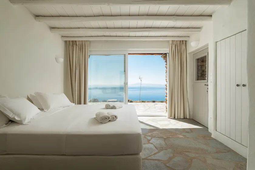 Amoni Andros - Image 1