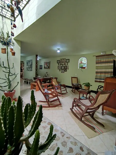 Casa de la Tía · Colonial home + Jacuzzi + near park - Image 1