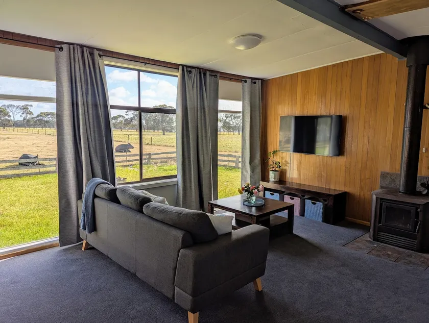 Cosy Connewarre Cottage - Image 1