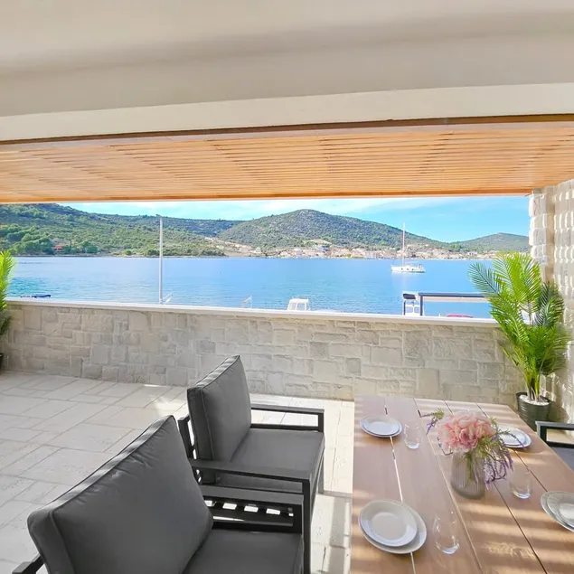 Seafront Villa Kupinica with heated Pool - Image 1