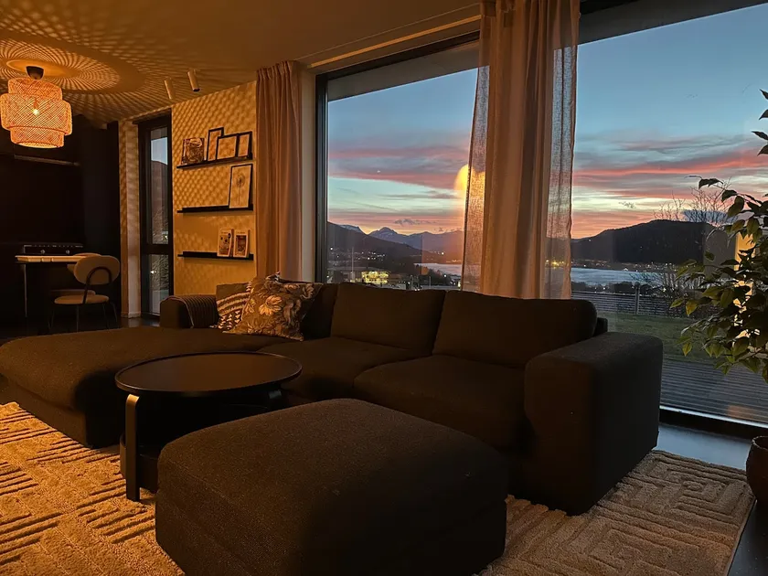 New apartment with beautiful views - Image 1