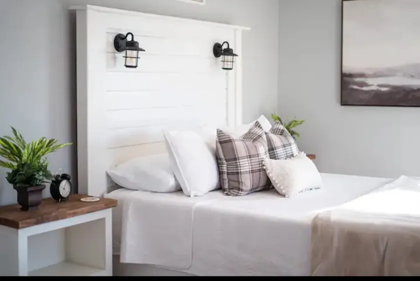 Downtown Single Private Apartment - Image 1