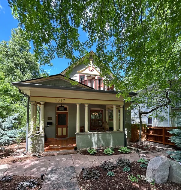 Victorian Downtown Boulder Historic Mapleton Hill - Image 1