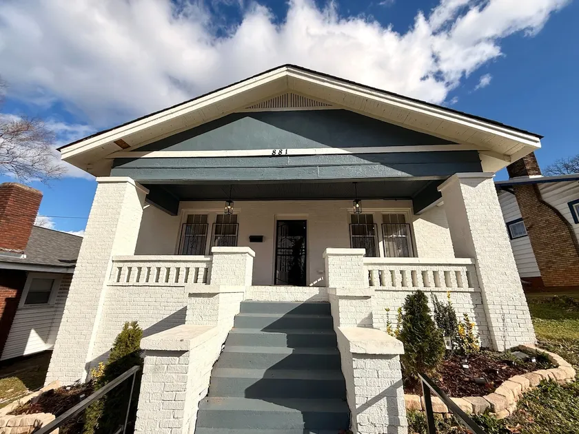 College Hills Vista - Image 1