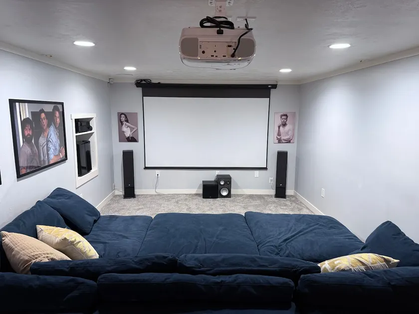 Fun, Cozy, Theater basement! - Image 1