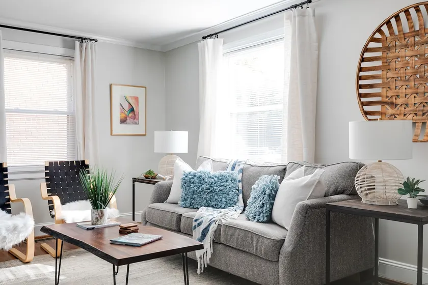 Cheerful Westover Hills Home - Image 1