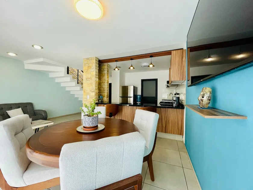 Entire house, new, clean and good area. - Image 1