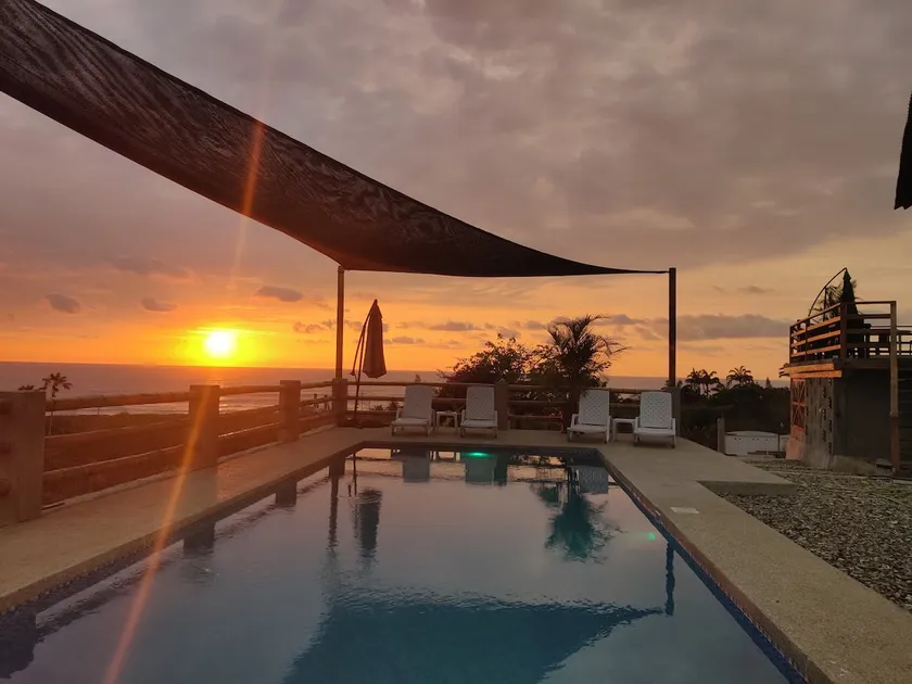 Luxury Ocean-View Suite with Pool and Starlink! - Image 1