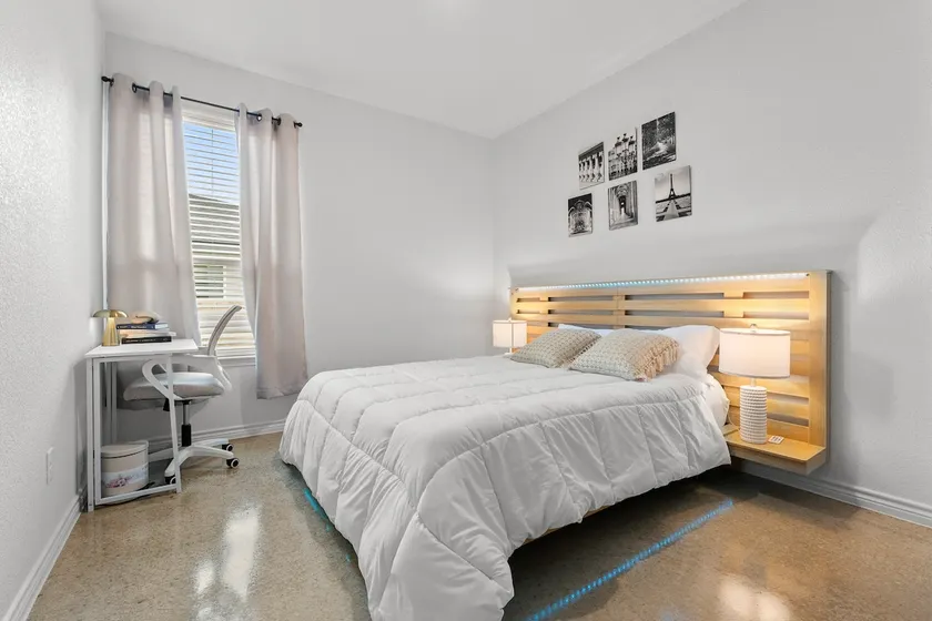 Spacious 3BR Family Home | 5 Mins to BSW Hospital - Image 1