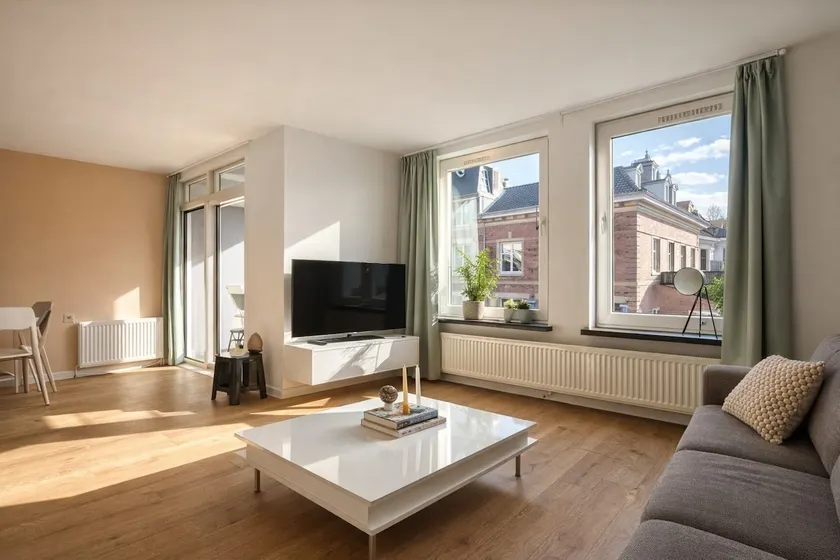 Comfy beds•Quiet Bedroom•Walk score 98•A+location - Image 1