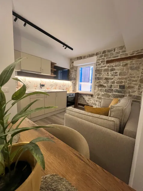 Cozy “Santo Stefano” apartment - Image 1