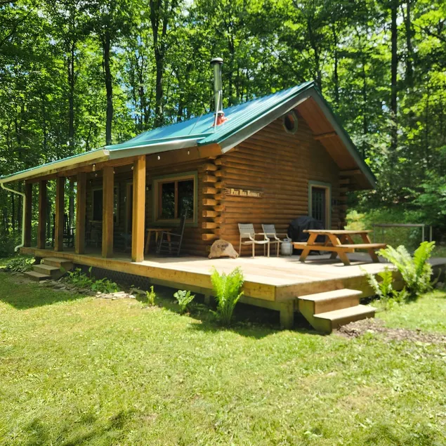 Pine Hill FLX Retreat - Image 1