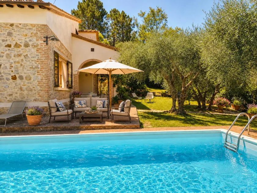Private Tuscan villa with pool steps from village - Image 1