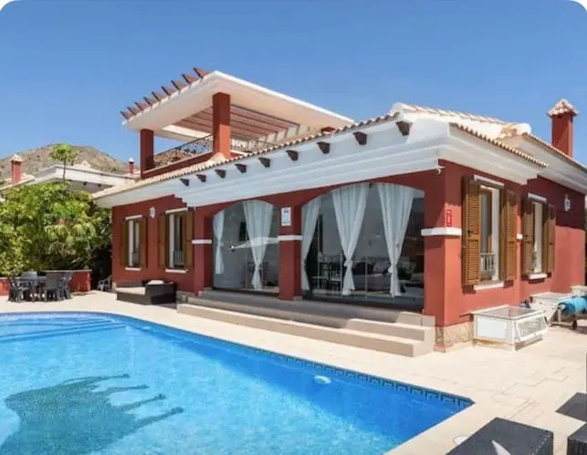 Castillo Del Toro with heated pool - Image 1