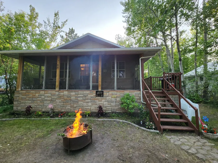 Ole Smokey Lodge - Image 1