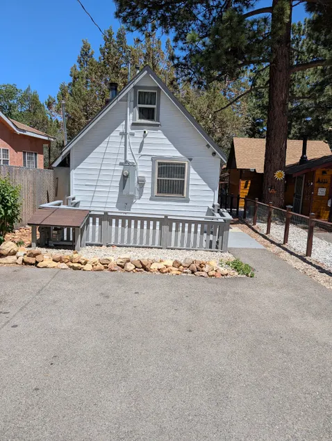 Peaceful getaway central air/heat 1 bdrm Sugarloaf - Image 1