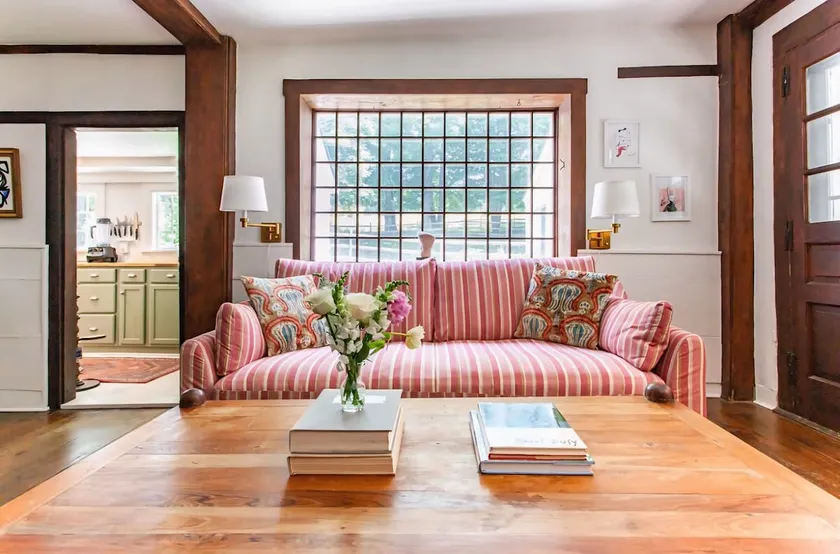 Designers Historic Connecticut Home - Image 1