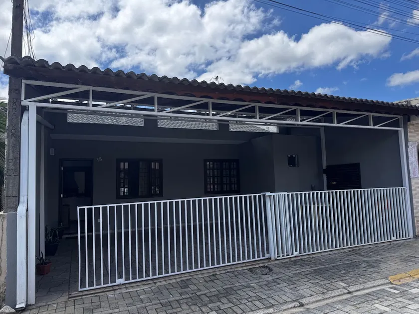 House in a gated community - Image 1
