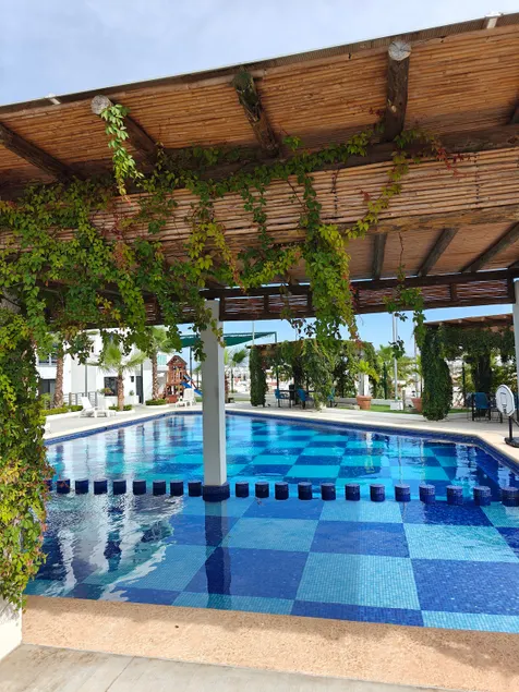 3 minutes from the beach! - Image 1