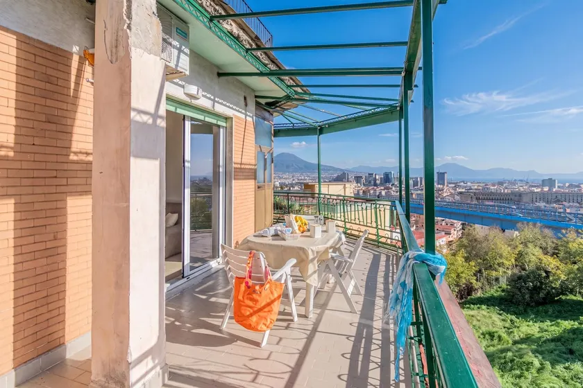 Bright Apartment Private Parking Naples - Happy Rentals - Image 1