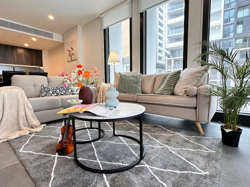 Nearby stadium & New 4b2b Apt & Free parking - Image 1