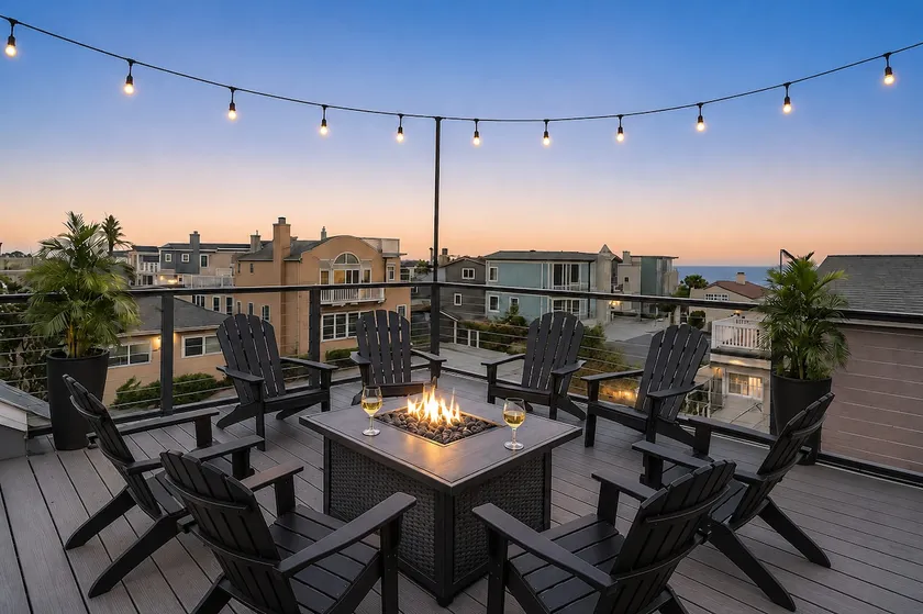 Ocean-View Rooftop, Steps to Beach - No Guest Fee! - Image 1