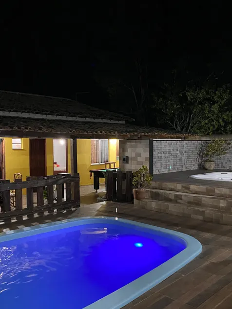 Farm with Pool & Games - Image 1