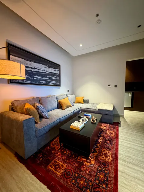 1BR | Elegant Stay w/ Bathtub & Private Entry - Image 1
