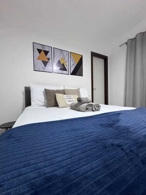Studio310P - 1 bedroom with garage: Near USP and CPO - Image 1