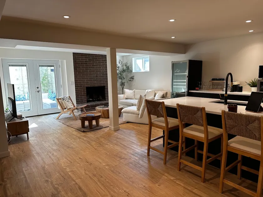 Wellness Oasis w/ Sauna, Hot Tub & Fireplace - Image 1