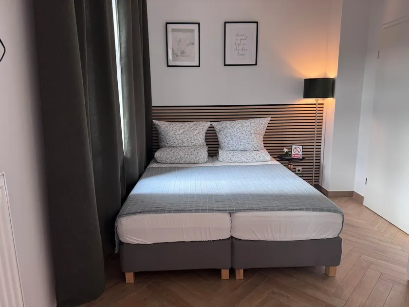 Centrally located and comfortable - Image 1