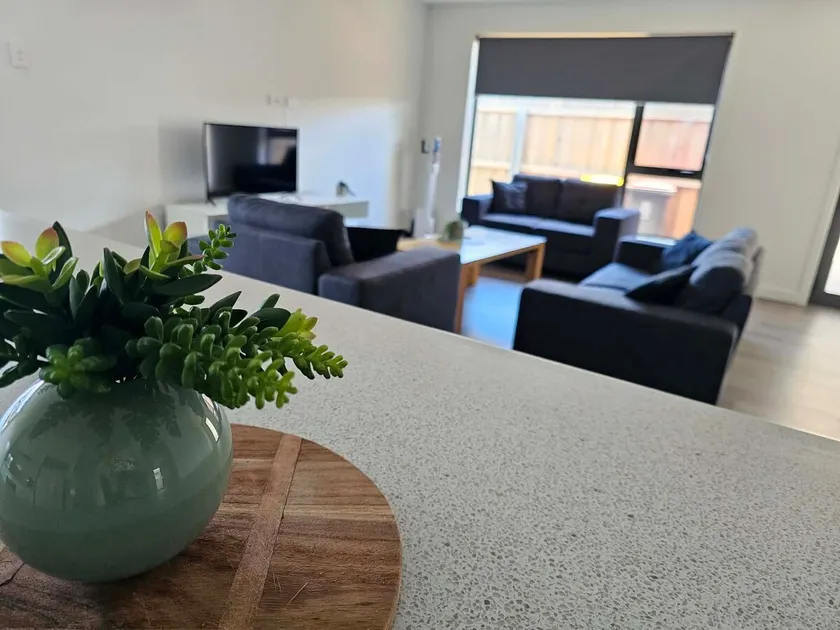 New Spacious Home Near Beach, MTB Trail FREE WI-FI - Image 1