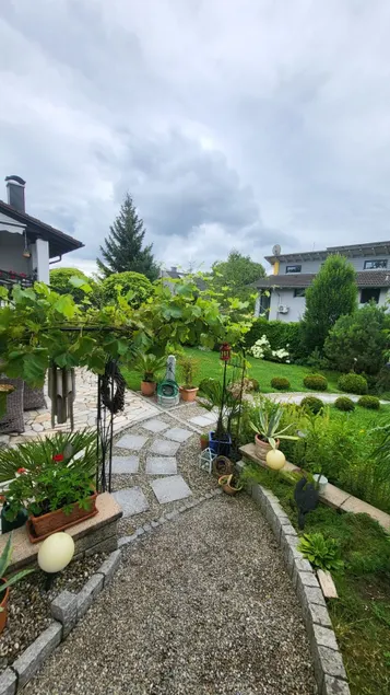 Whole Apartment free Parking 3Bedrooms& 2Bathrooms - Image 1