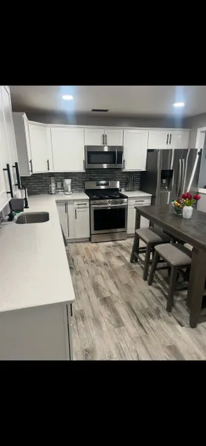 Lovely 2nd floor apartment - Image 1
