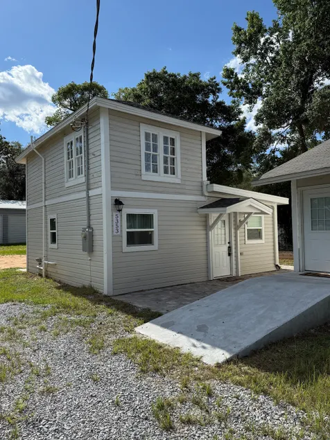 The Club House - Image 1