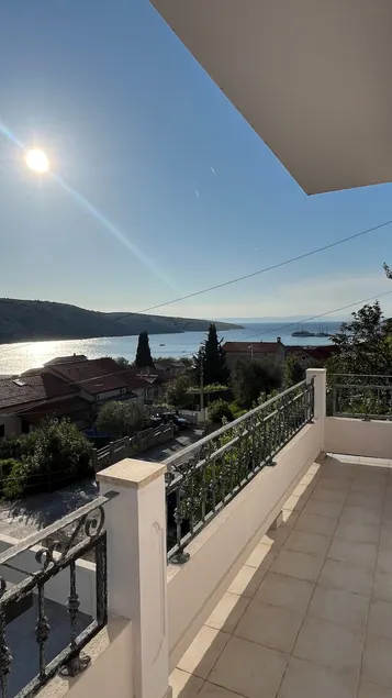 Apartments Maja - Image 1