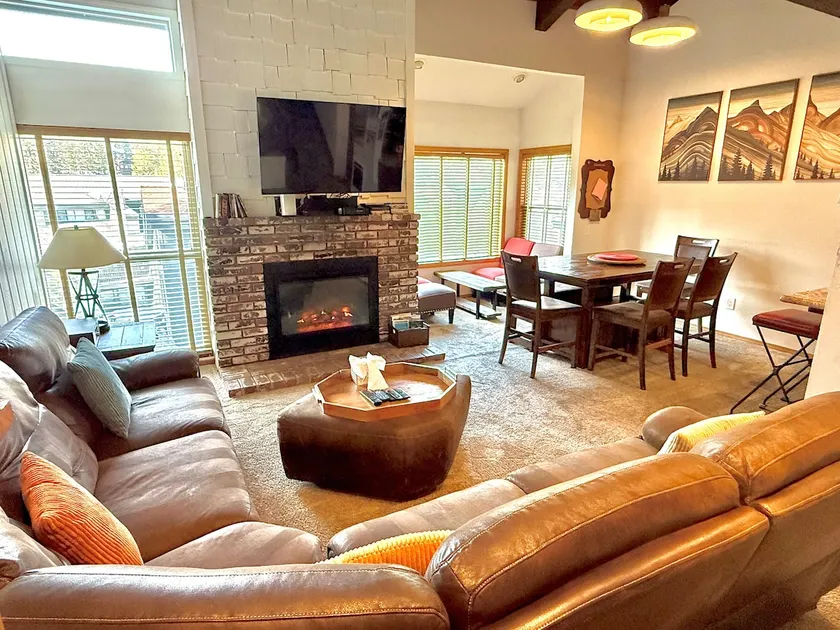 Canyon Slopeside Retreat - Image 1