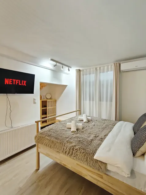 Daisy's Cozy Studio in Kolonaki - Image 1
