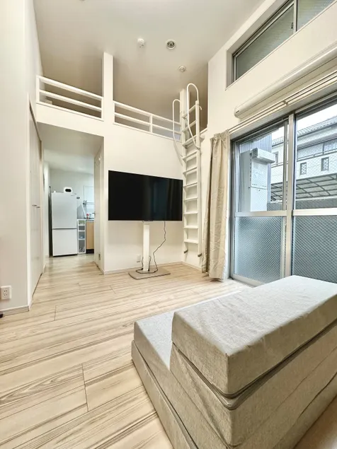 Minimalistic dwelling for after game Baseball Fans - Image 1
