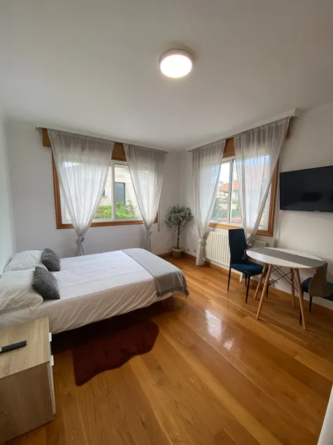 Toni's Apartments, 2-bedroom apartment. - Image 1