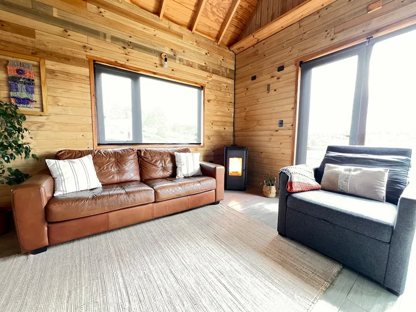 Cabin with Private Hot Tub | Breakfast Optional - Image 1