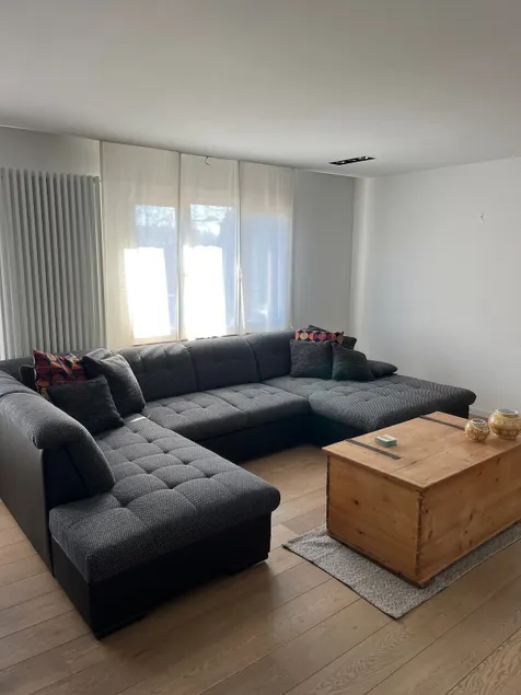 Spacious, centrally located duplex - Image 1