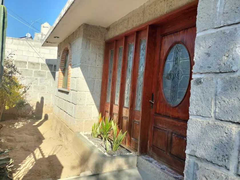 Cadereyta Family House - Image 1